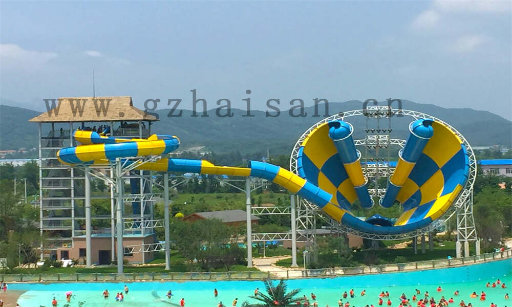 AI融合科技与欢乐：水上乐园设备的创新融合