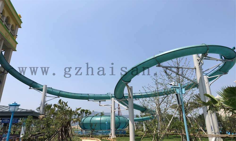 小型水上乐园设施大全：设备、玩法、安全指南