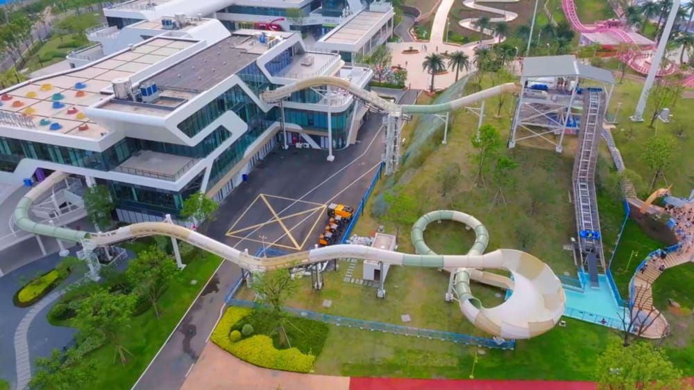 激流过山车｜当速度拥抱水花，掀起水上狂欢盛宴